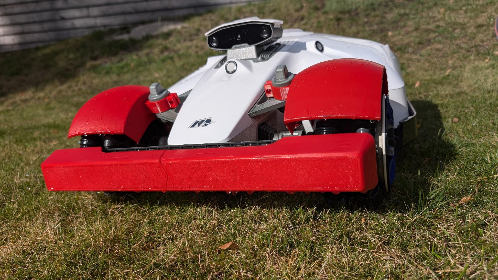 Luba - Bumper Cover with Rake