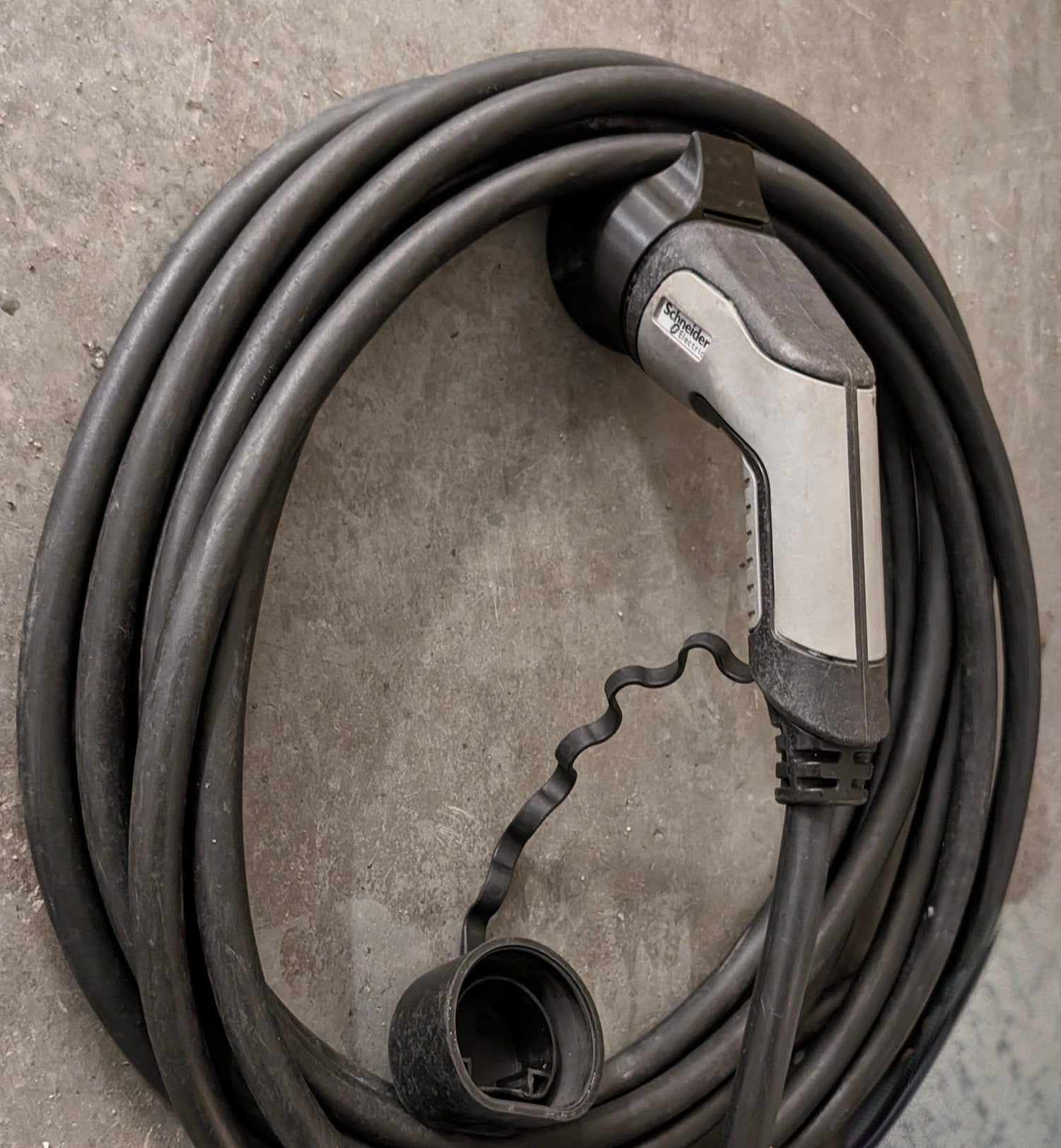 Type 2 Cable Holder